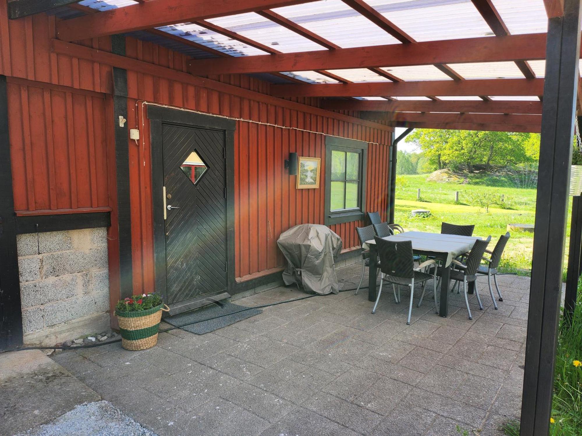 Stuga Pa Landet Asarum Exterior photo